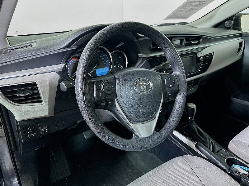 Used 2014 Toyota Corolla LE image 9