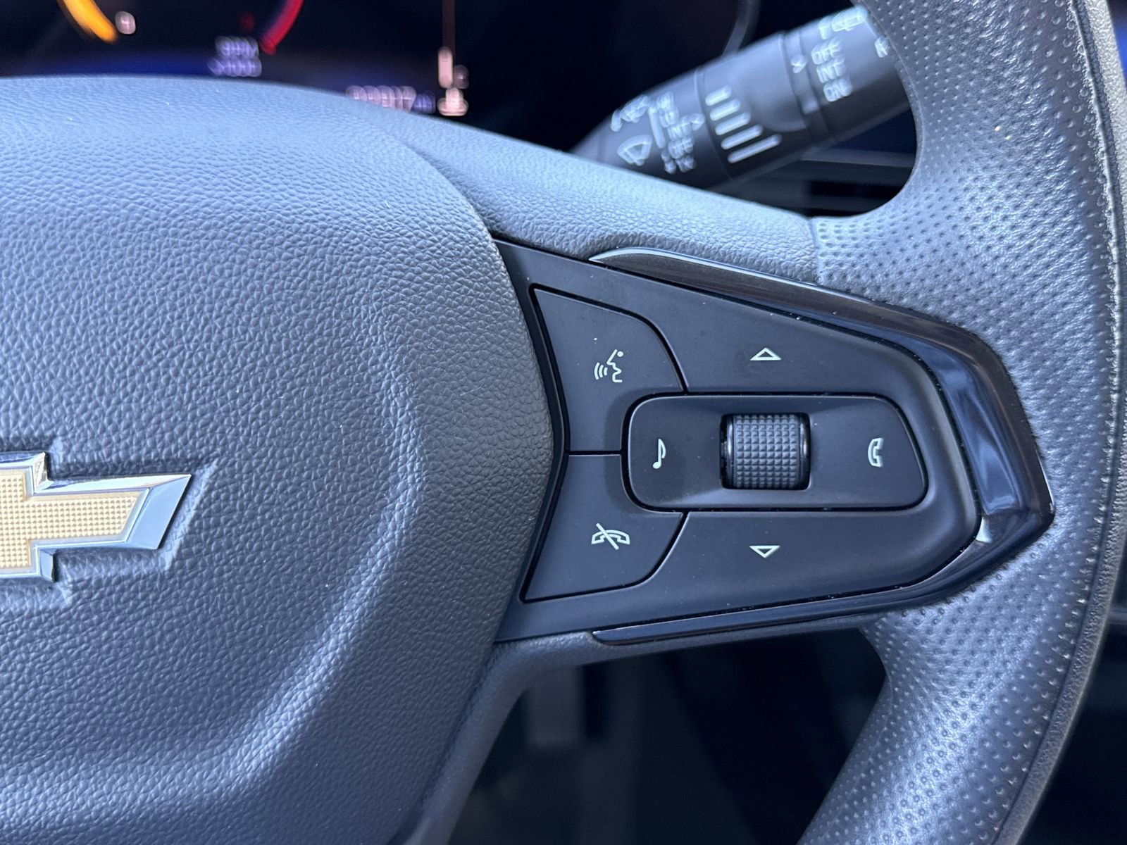 Used 2024 Chevrolet Trax LT FWD image 19