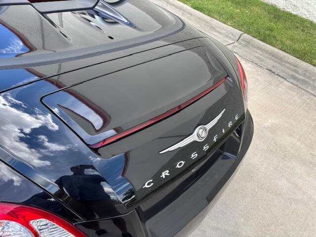 Used 2005 Chrysler Crossfire Limited image 20