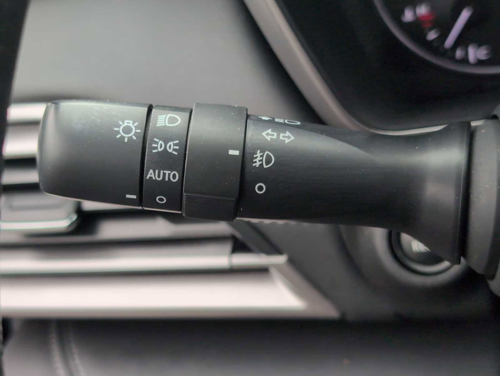 Used 2023 Subaru Legacy Limited AWD/4WD image 26