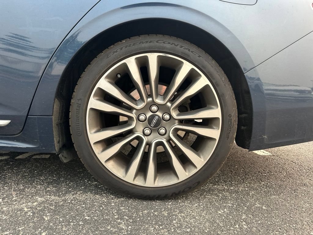 Used 2017 Lincoln Continental Reserve w/ Technology Package AWD/4WD image 6