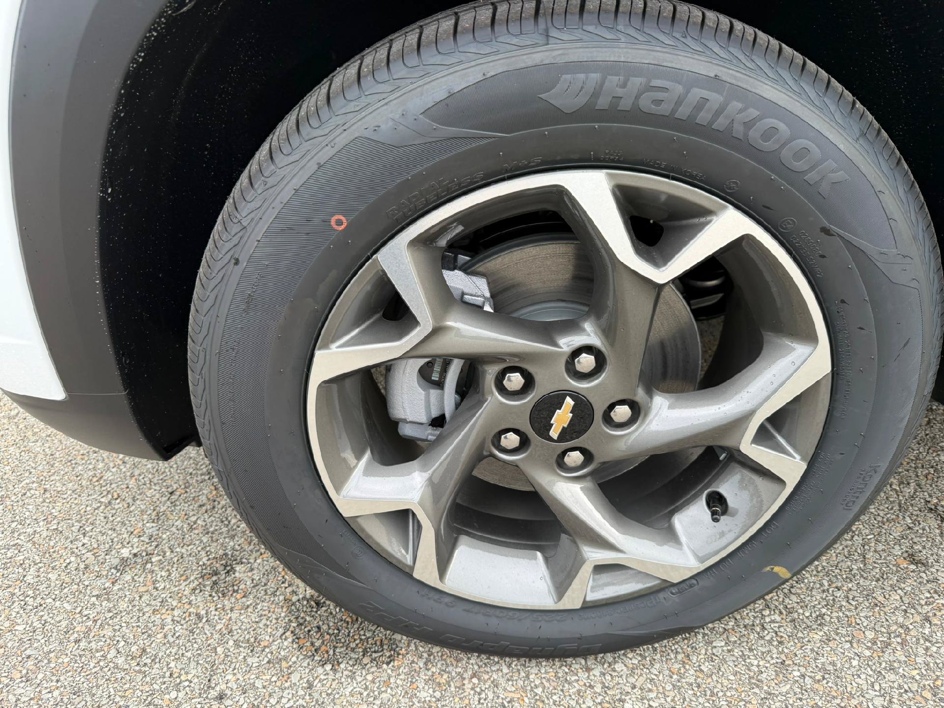 New 2026 Chevrolet Trax LT w/ Driver Confidence Package FWD image 9