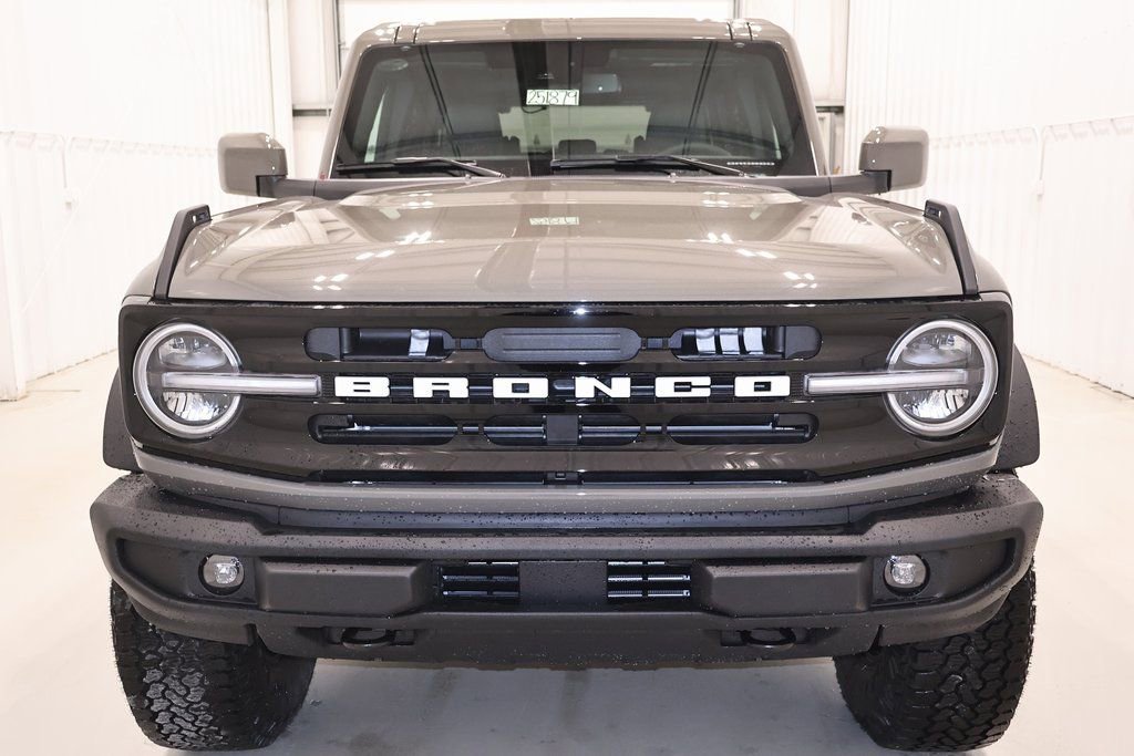 New 2025 Ford Bronco Outer Banks w/ Sasquatch Package image 3