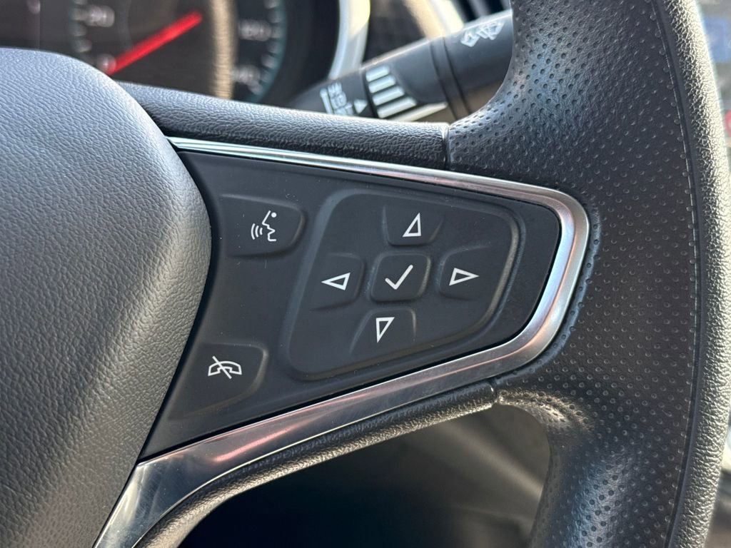 Used 2023 Chevrolet Malibu LT image 31