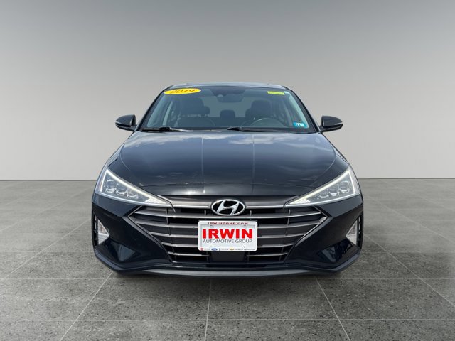 Used 2019 Hyundai Elantra Limited w/ Ultimate Package 02 FWD image 8