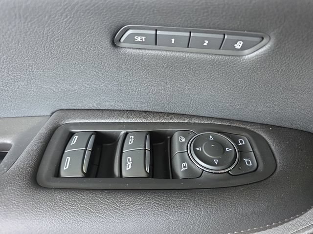 Certified 2024 Cadillac XT5 Sportv w/ LPO, Floor Liner Package AWD/4WD image 27