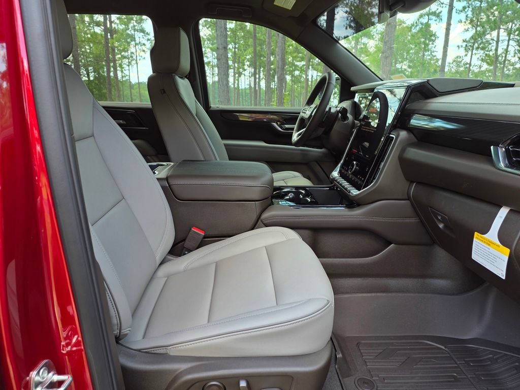 New 2026 GMC Yukon Elevation w/ LPO, Floor Liner Package RWD image 28