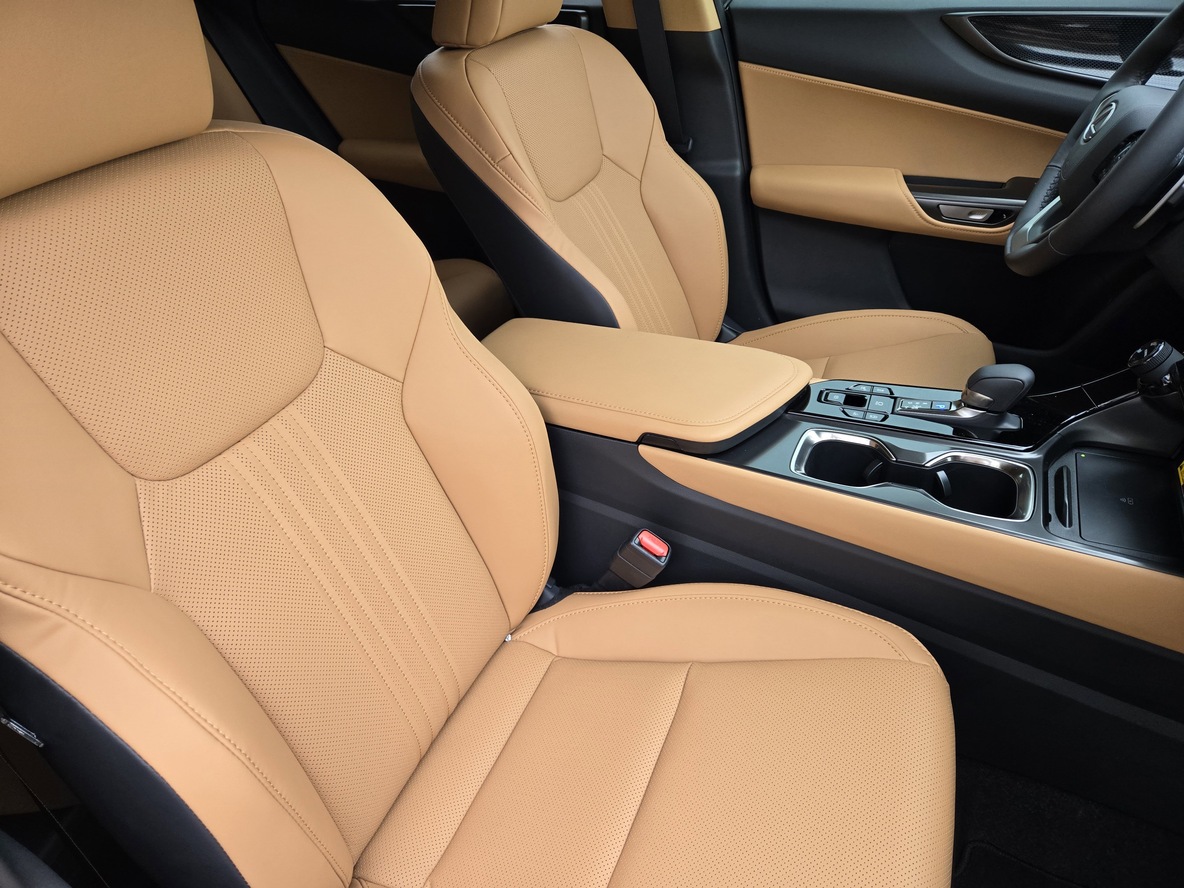 New 2026 Lexus NX 350 AWD image 9