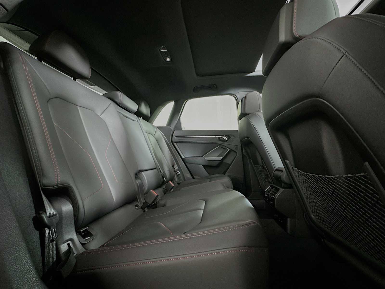 Certified 2025 Audi Q3 2.0T Premium Plus w/ Premium Plus Package image 26