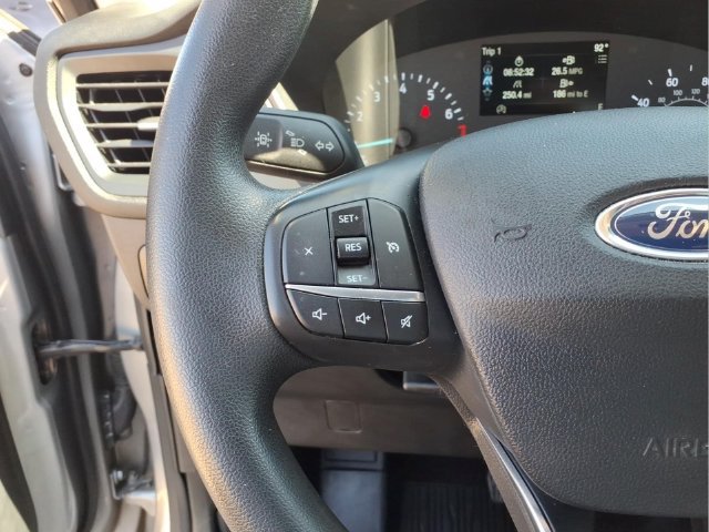 Used 2022 Ford Escape SE FWD image 16