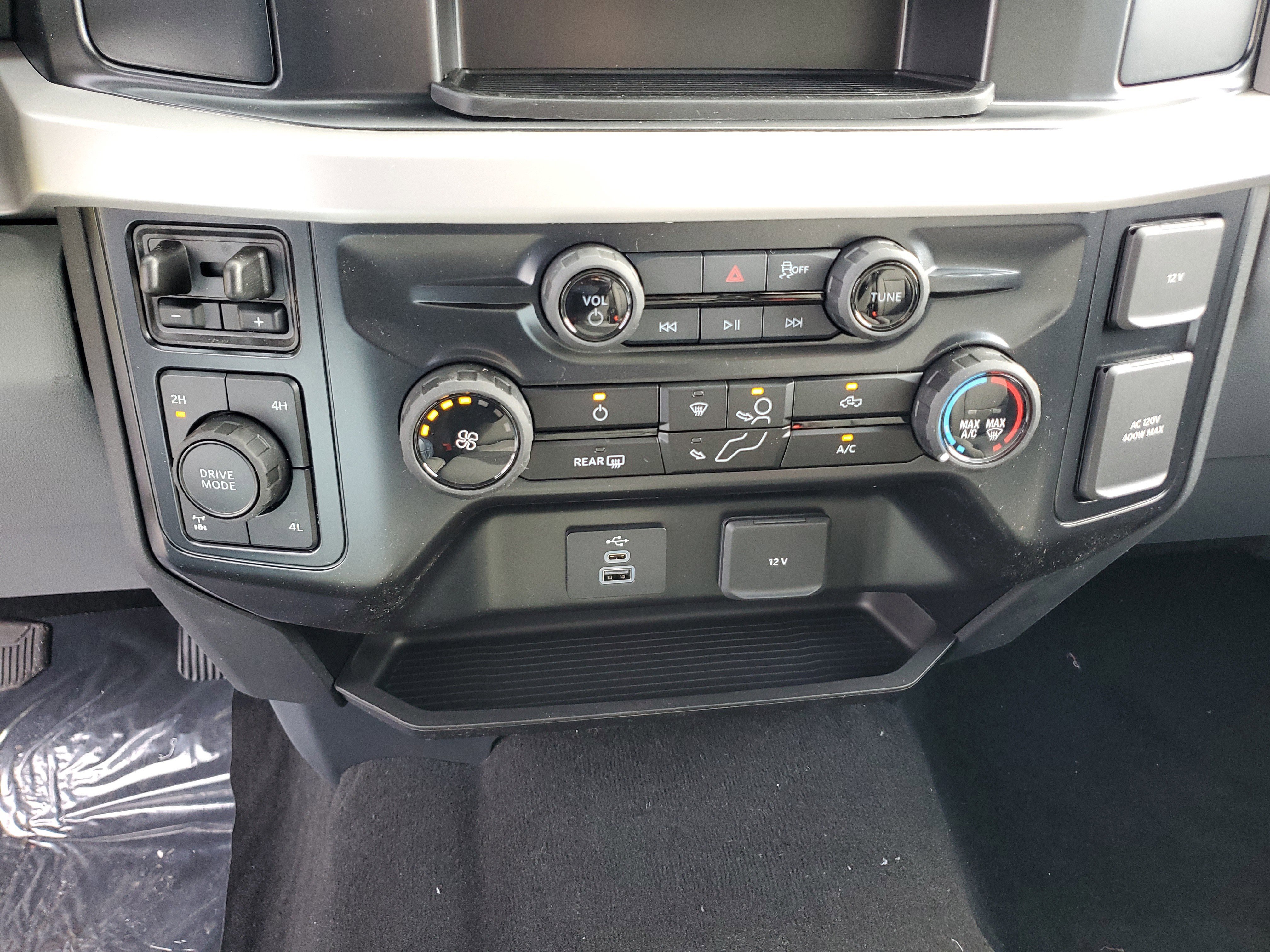 New 2026 Ford F250 XL w/ STX Appearance Package image 19