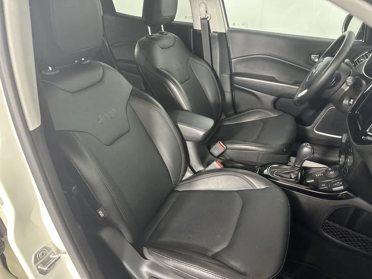 Used 2020 Jeep Compass Limited AWD/4WD image 19