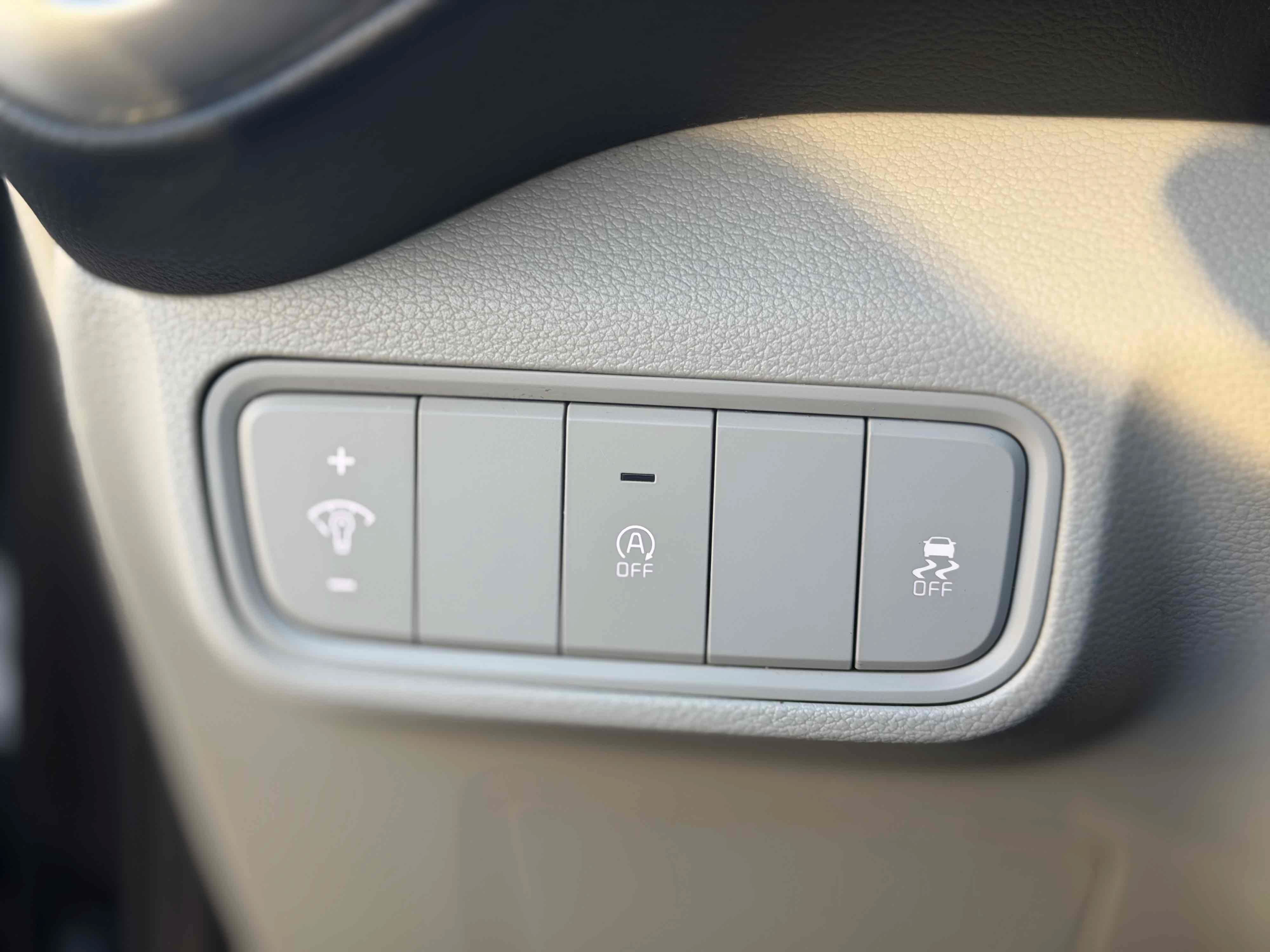 Used 2020 Kia Soul LX FWD image 24
