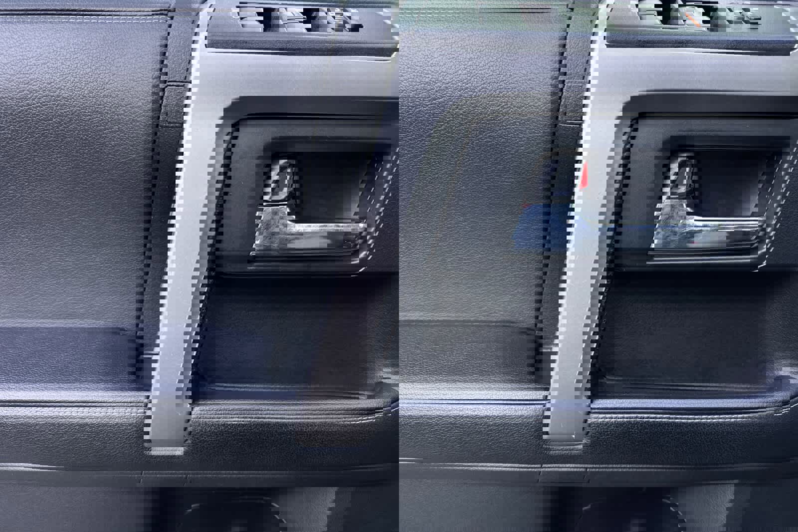 Used 2021 Toyota 4Runner SR5 image 12