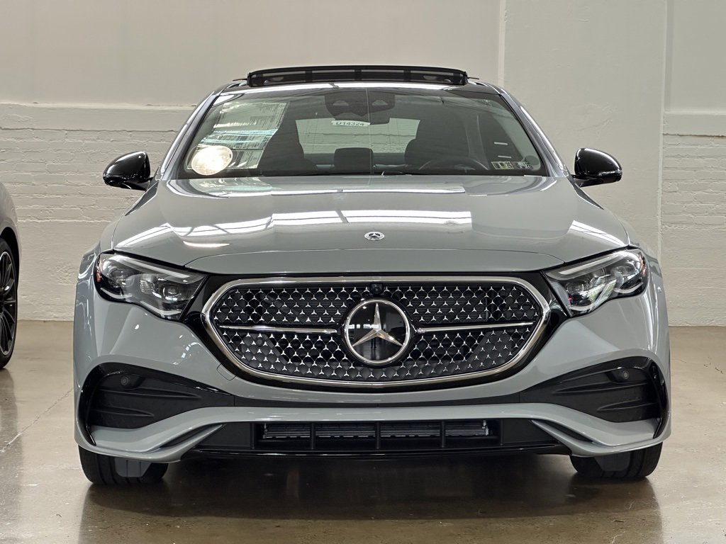 New 2026 Mercedes-Benz E 350 4MATIC Sedan image 2