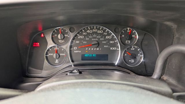 Used 2017 Chevrolet Express 2500 Work Van image 28