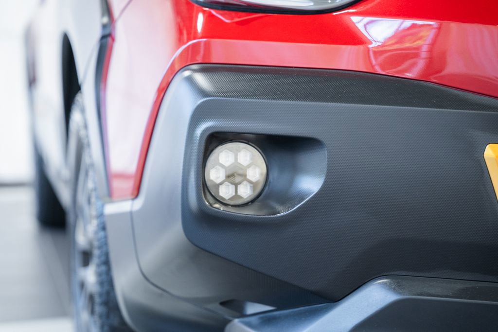 Used 2025 Subaru Crosstrek 2.5i Wilderness w/ Crosstrek Mirror Package AWD/4WD image 13