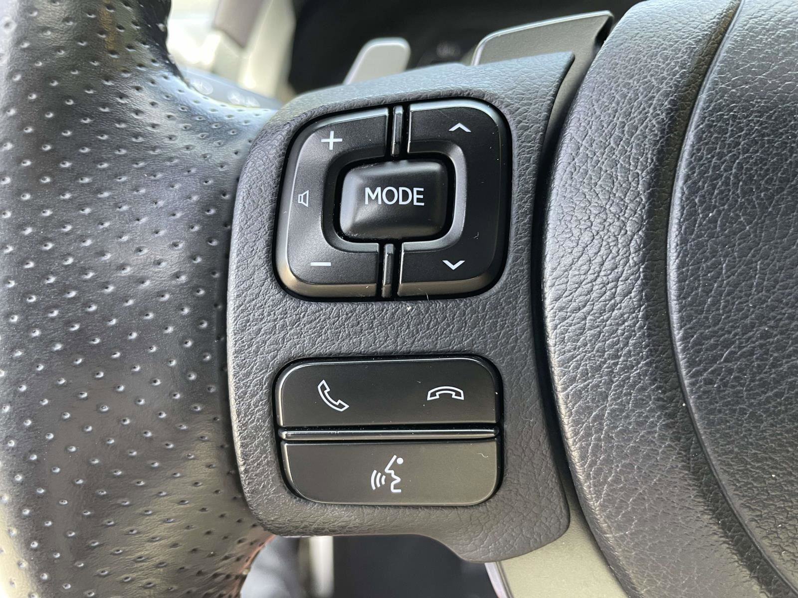 Used 2021 Lexus IS 350 F Sport w/ Navigation Package RWD image 10