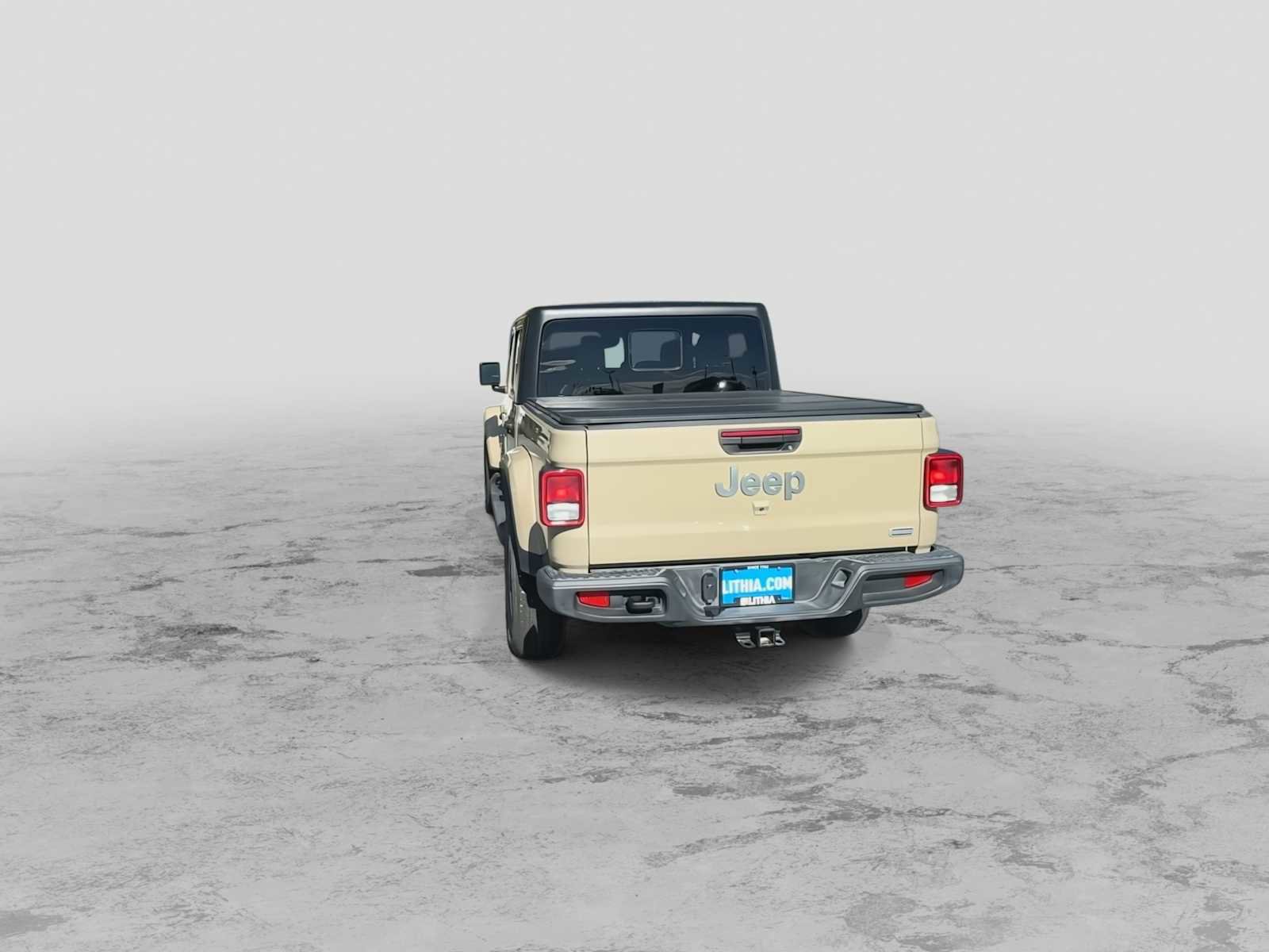 Used 2022 Jeep Gladiator Overland w/ Trailer Tow Package image 7