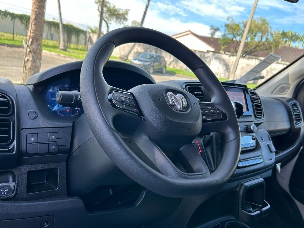 Used 2023 RAM ProMaster 2500 image 38