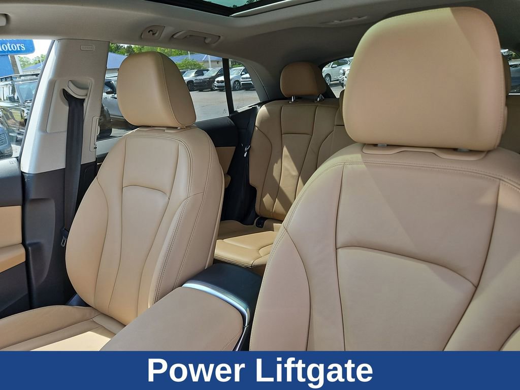 Used 2021 Audi Q8 Premium w/ Black Optic Package image 9