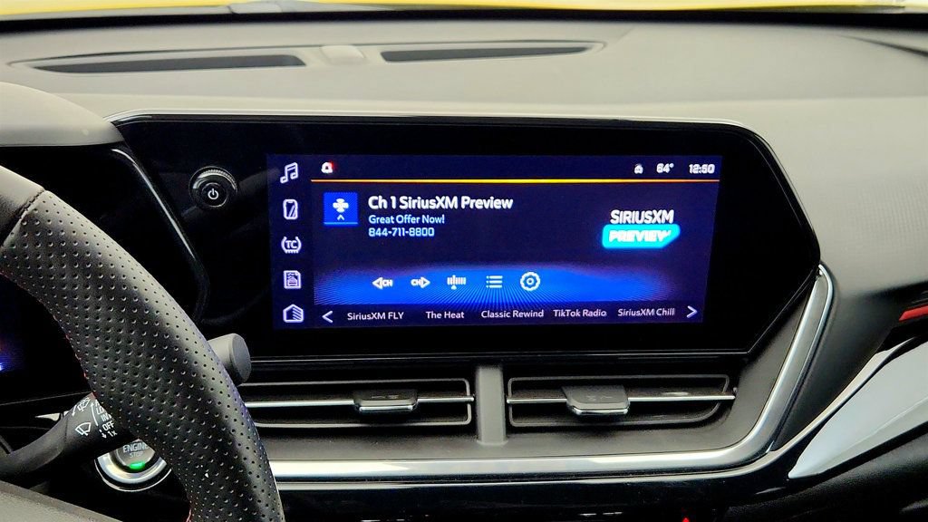 Used 2024 Chevrolet Trax RS w/ Driver Confidence Package FWD image 18