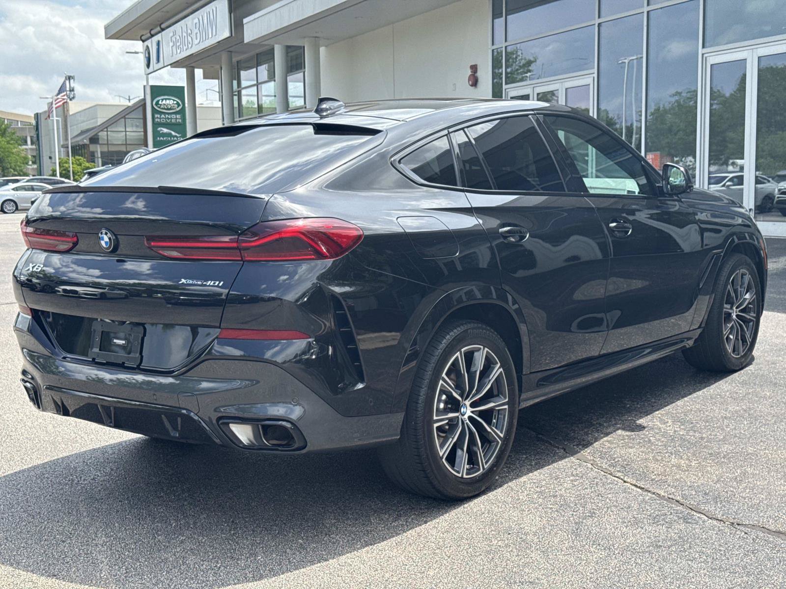 Certified 2023 BMW X6 xDrive40i w/ M Sport Package AWD/4WD image 10