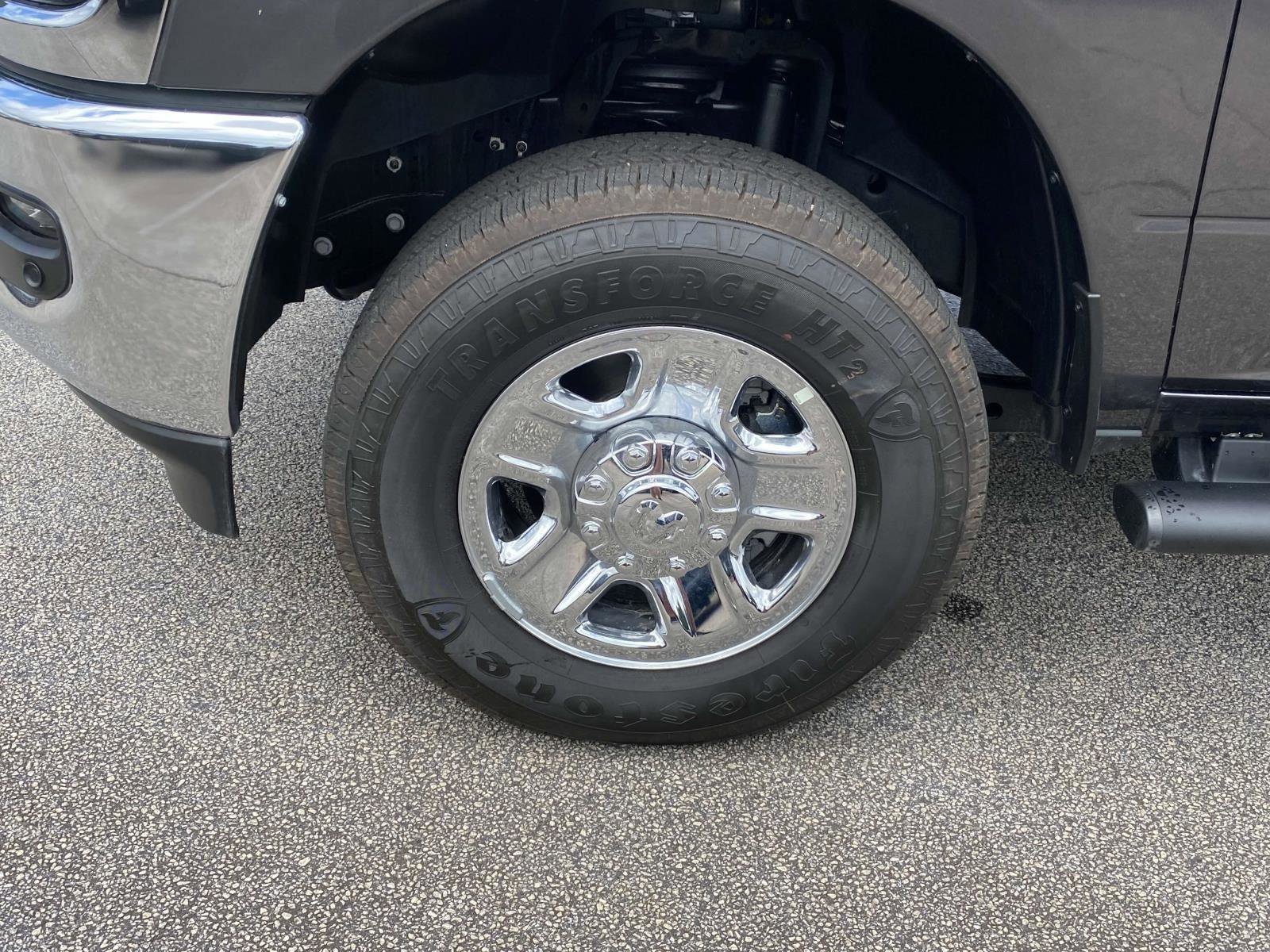 Used 2025 RAM 2500 Tradesman image 34