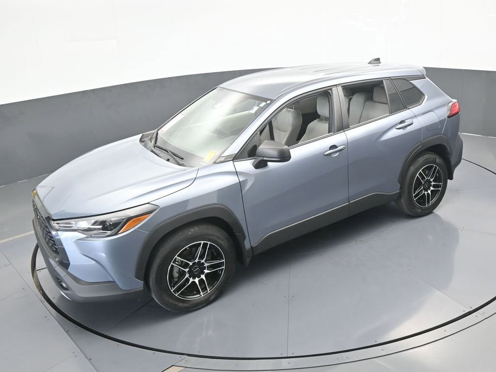 Used 2023 Toyota Corolla Cross L image 45