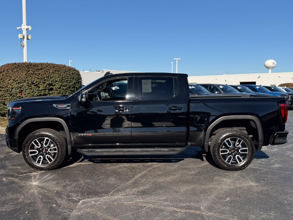 Certified 2025 GMC Sierra 1500 AT4 w/ Technology Package AWD/4WD image 6