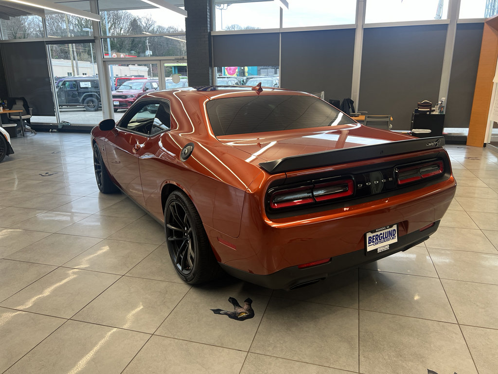 Used 2023 Dodge Challenger SRT Hellcat w/ Driver Convenience Group image 2