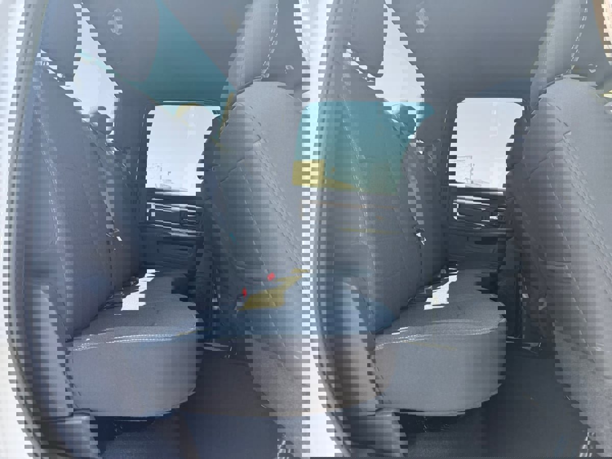 Used 2024 RAM 1500 Classic Warlock image 18