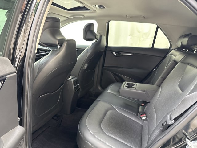 Used 2023 Kia Niro SX image 14