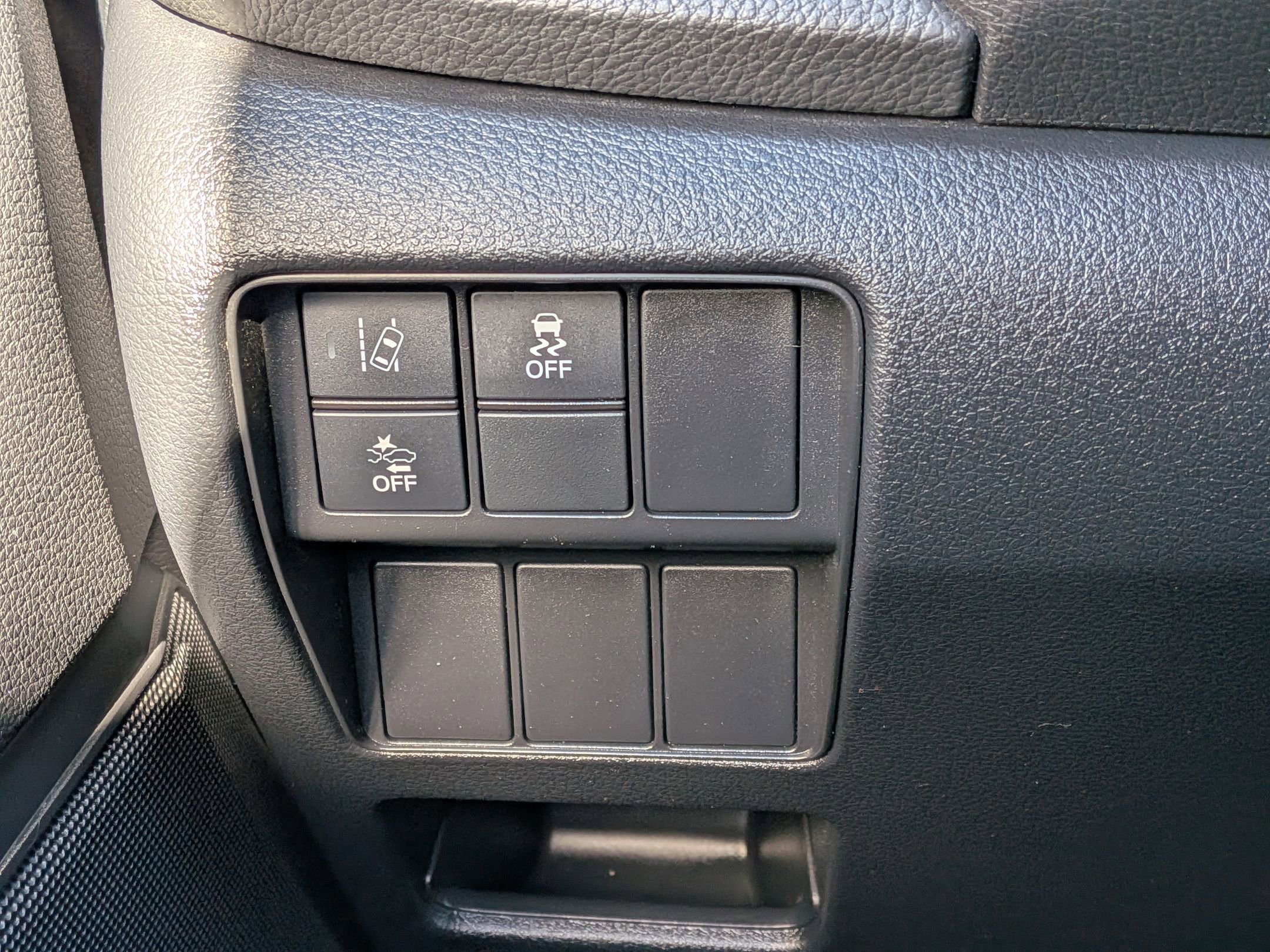 Used 2020 Honda CR-V LX image 18