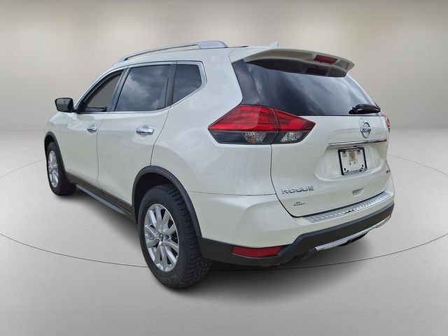 Used 2017 Nissan Rogue SV AWD/4WD image 7