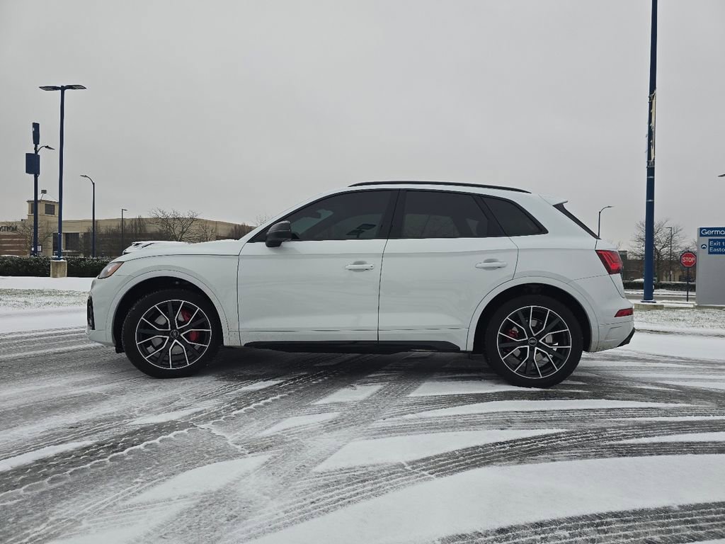 Used 2024 Audi SQ5 Premium Plus w/ Premium Plus Package image 12