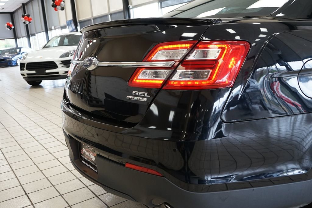 Used 2016 Ford Taurus SEL w/ Equipment Group 201A image 16