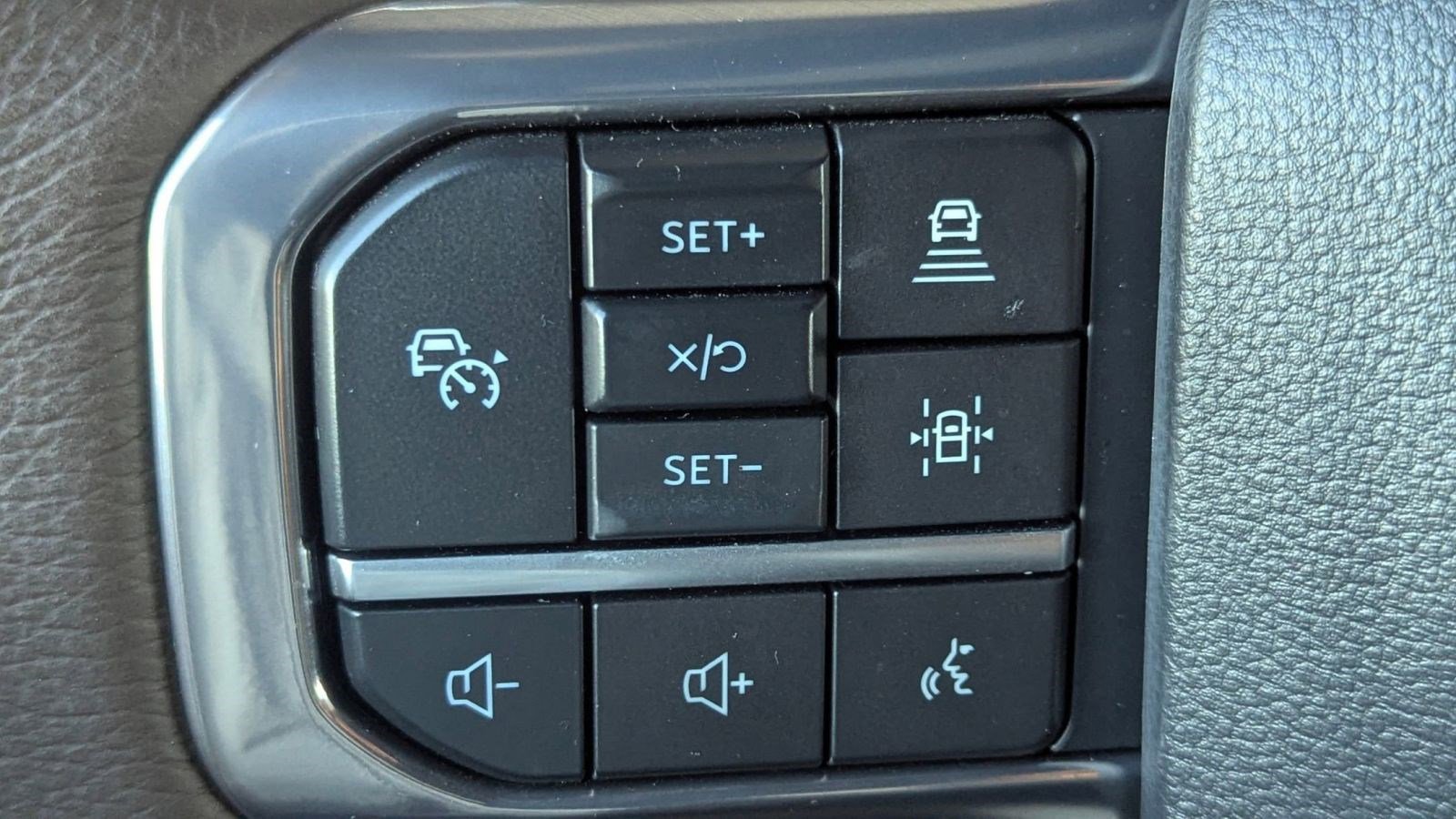 Certified 2025 Ford F450 King Ranch w/ Chrome Package image 16