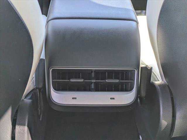 Used 2020 Tesla Model Y Long Range AWD/4WD image 17