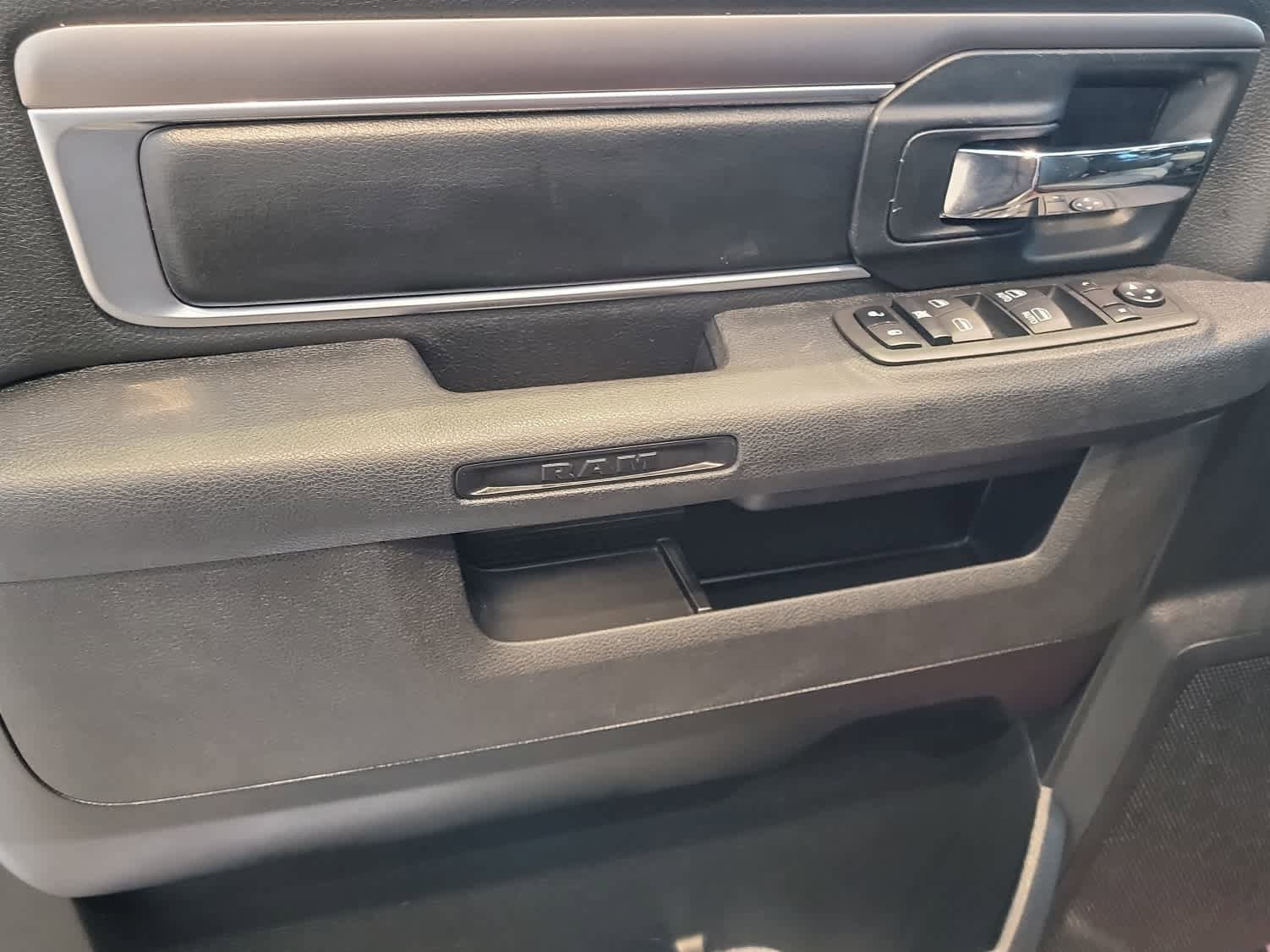 Used 2023 RAM 1500 Classic Warlock image 10