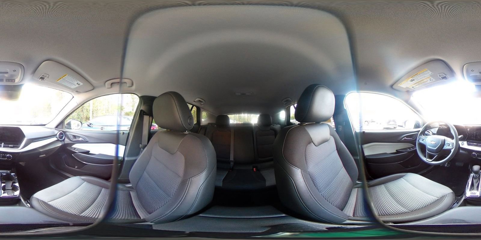 Used 2025 Chevrolet Trax LT image 41