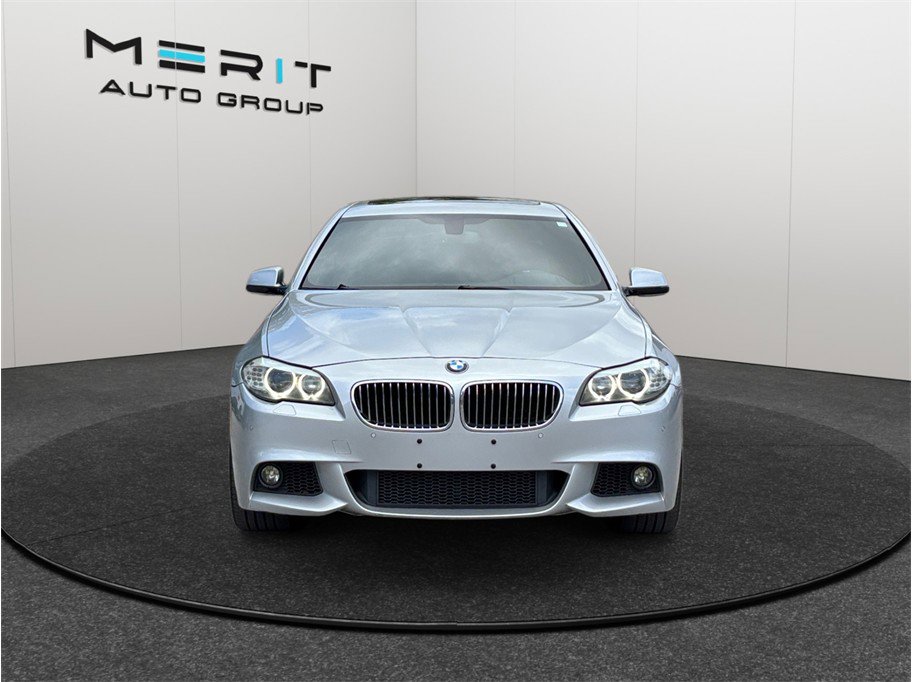 Used 2013 BMW 535i xDrive Sedan image 3