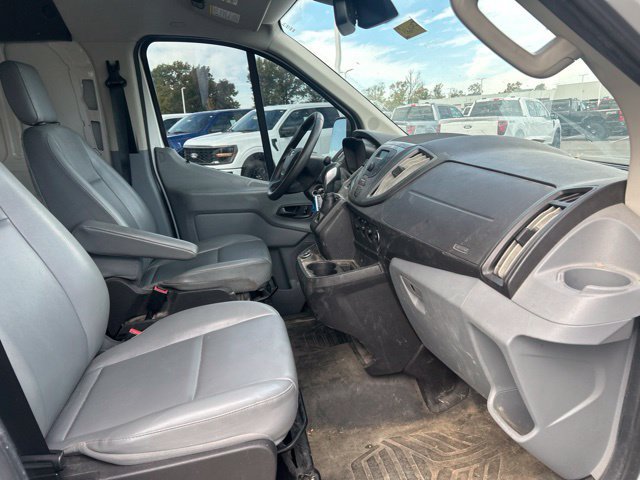 Used 2018 Ford Transit 150 148 Low Roof RWD image 10