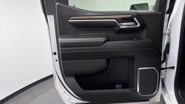 Used 2024 GMC Sierra 1500 Elevation AWD/4WD image 16