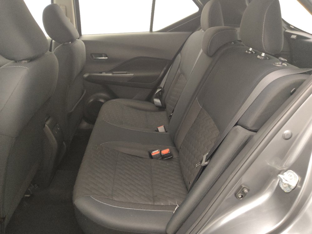 Used 2022 Nissan Kicks SV FWD image 18