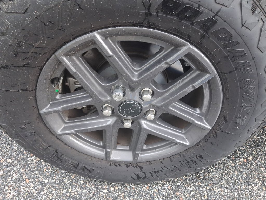 Used 2025 Jeep Wrangler Sport AWD/4WD image 16