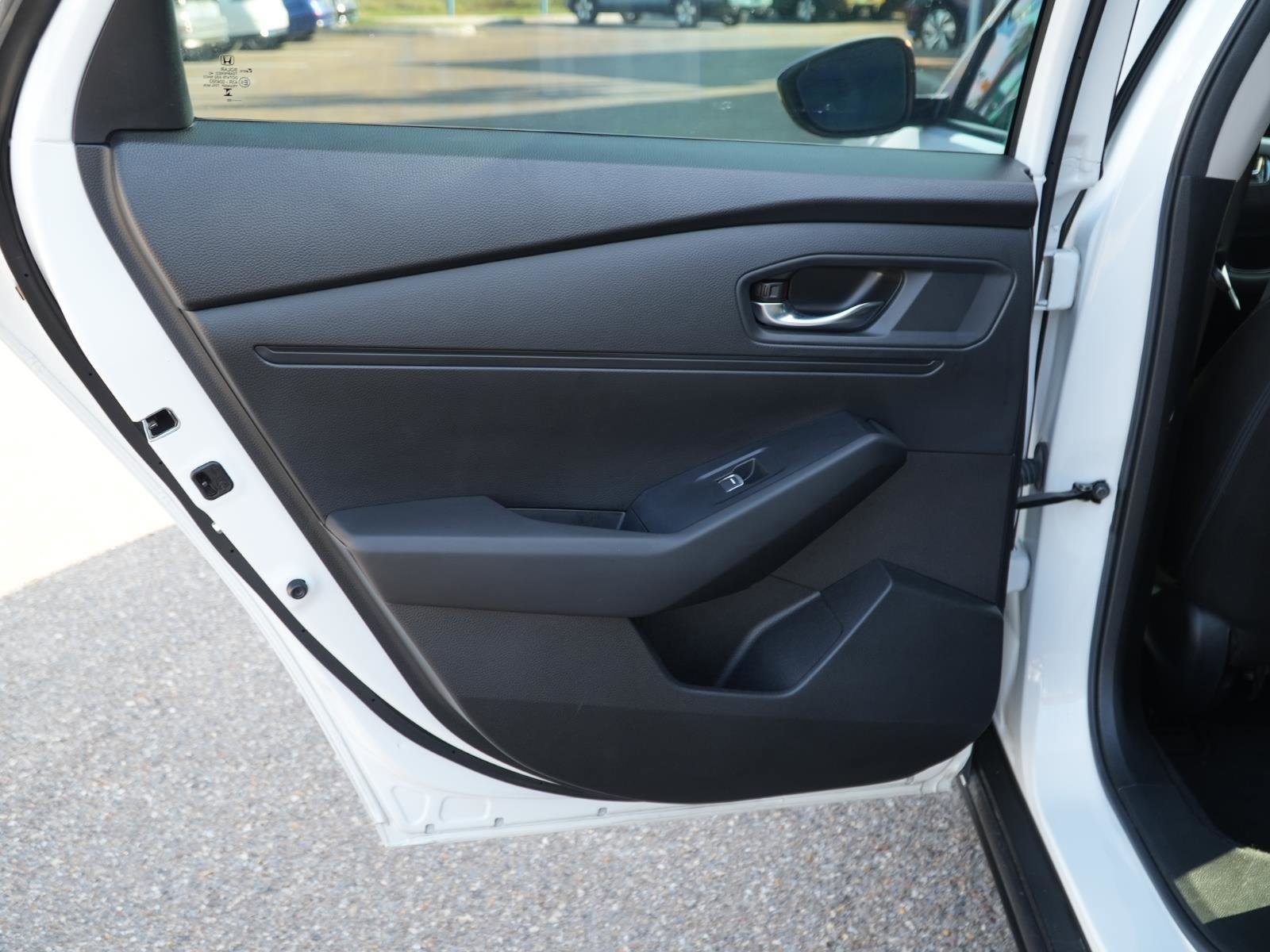 Used 2023 Honda Accord EX image 18