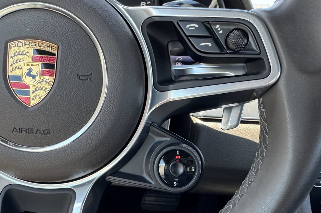 Used 2022 Porsche 718 Cayman w/ Premium Package RWD image 27