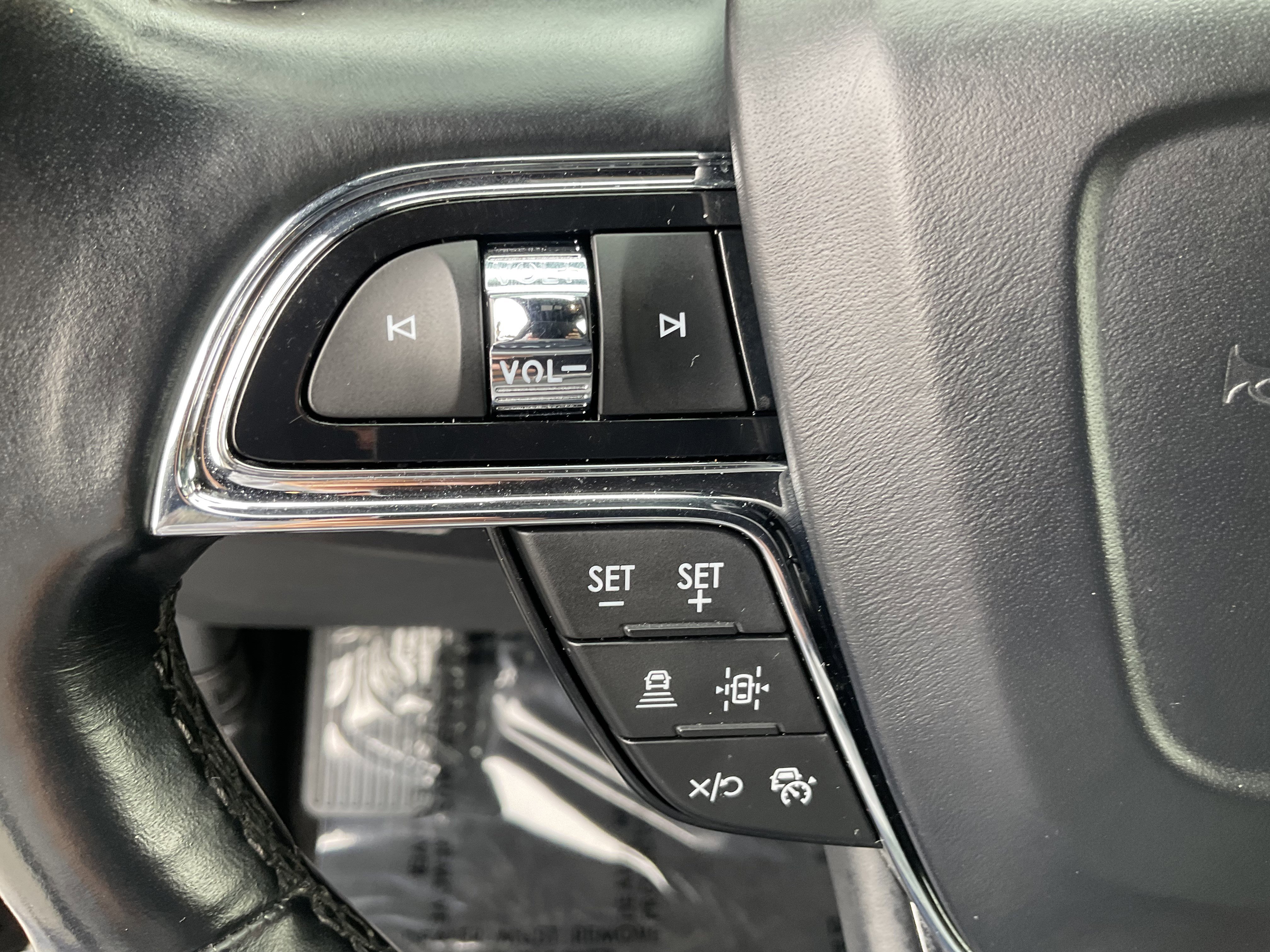 Used 2024 Lincoln Navigator L 4WD image 32