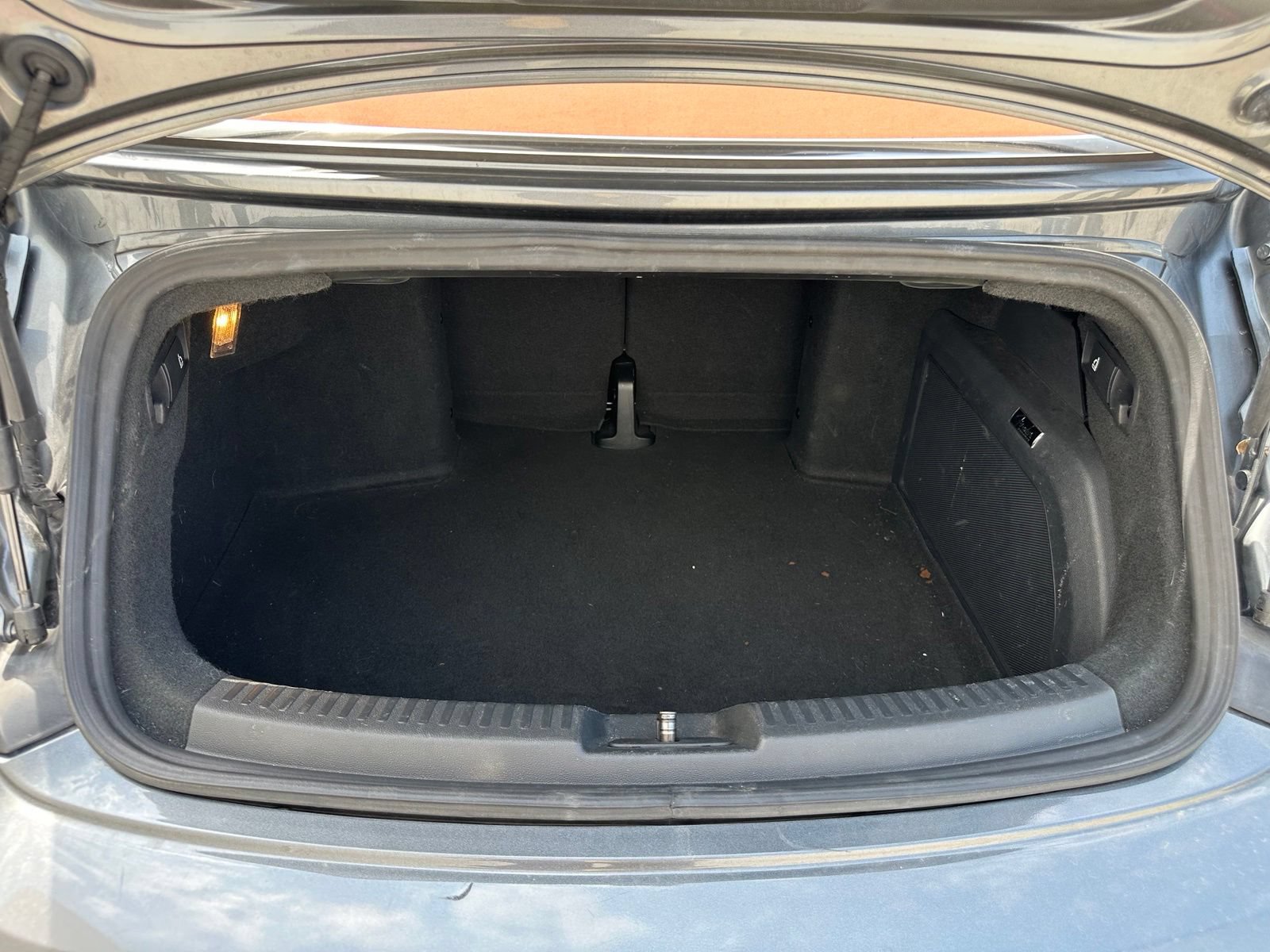 Used 2019 Volkswagen Beetle 2.0T Final Edition SEL FWD image 11